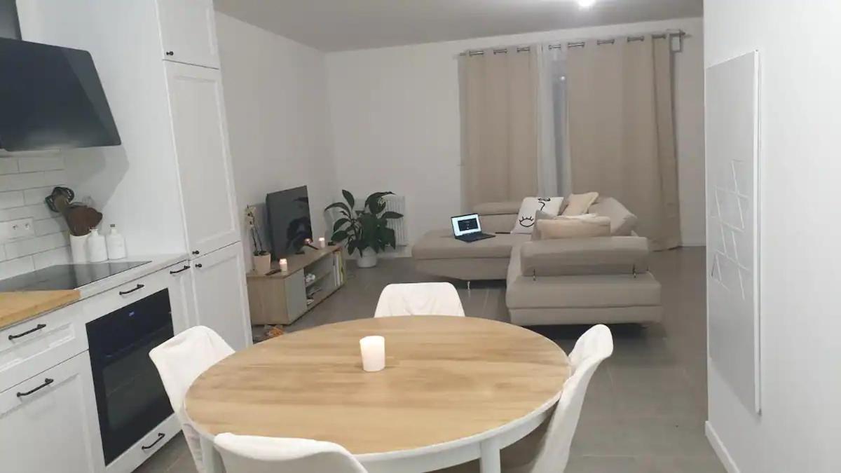 Chambre Calme Dans Une Maison Neuve Avec Jardin Billere Eksteriør bilde